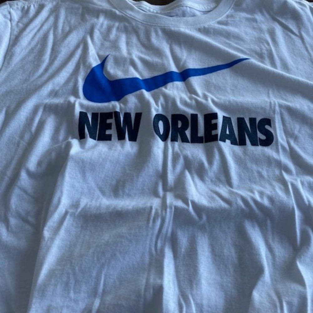 Nike Dri Fit Mens Large White New Orleans T-Shirt New Condition